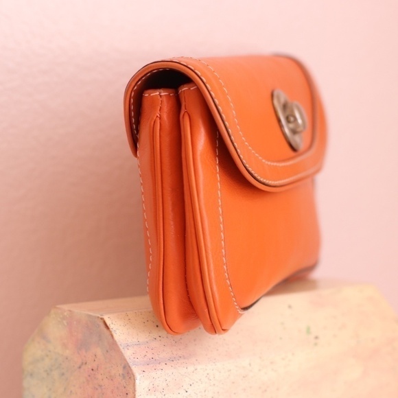 Marc Jacobs Orange Leather Clutch Mini Bag - Picture 7 of 10